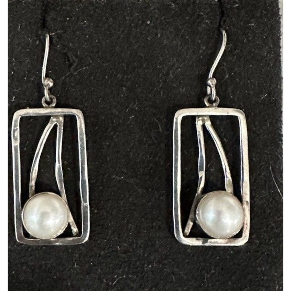 Modernist Artisan Elegant Natural White Pearl Sterling Silver 925 Earrings